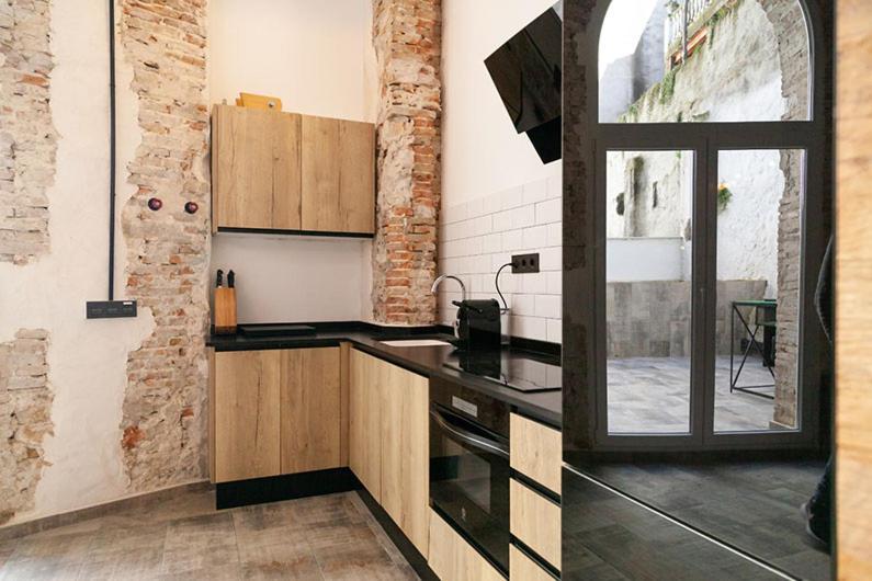 Apartamentos Bocairenthomes, En Pleno Centro De Bocairent, Con Pequena Piscina Y Parking Privado エクステリア 写真