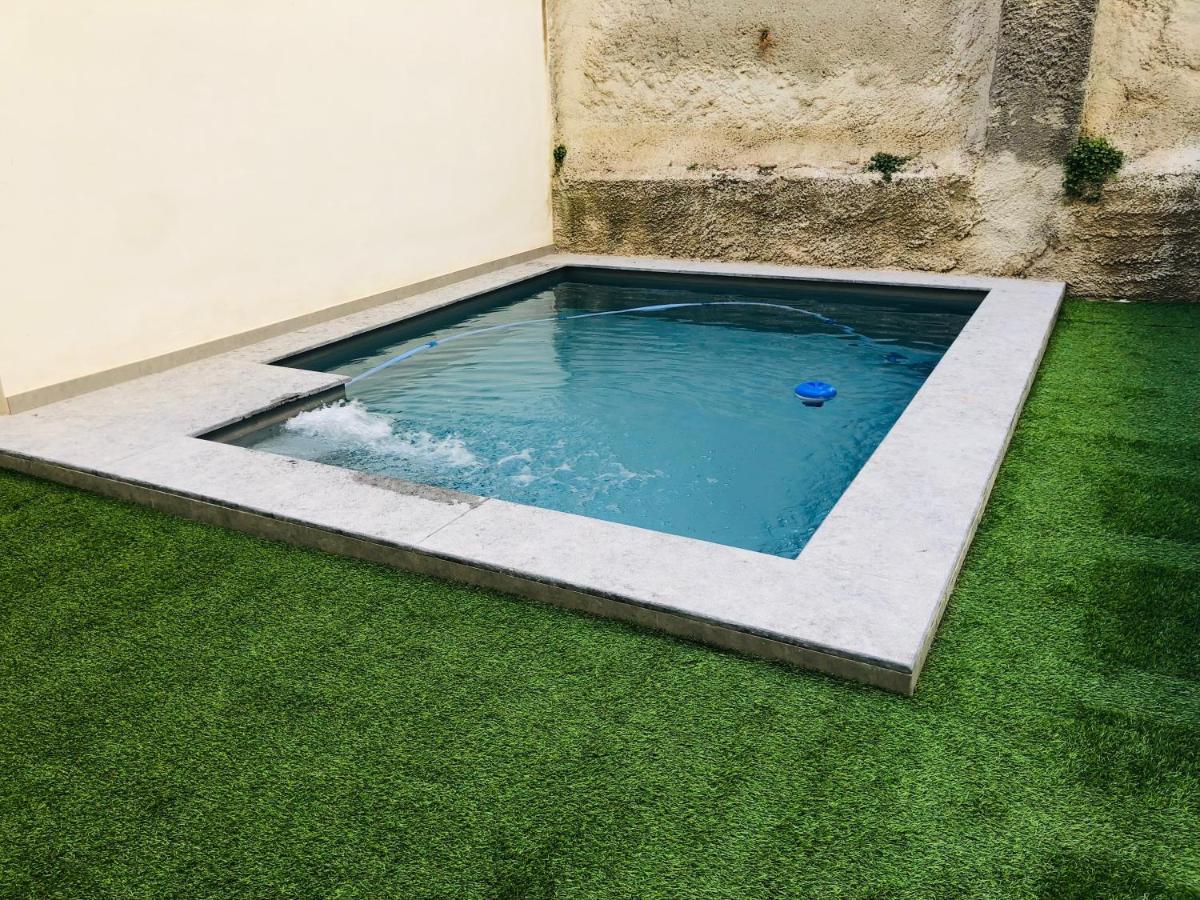Apartamentos Bocairenthomes, En Pleno Centro De Bocairent, Con Pequena Piscina Y Parking Privado エクステリア 写真