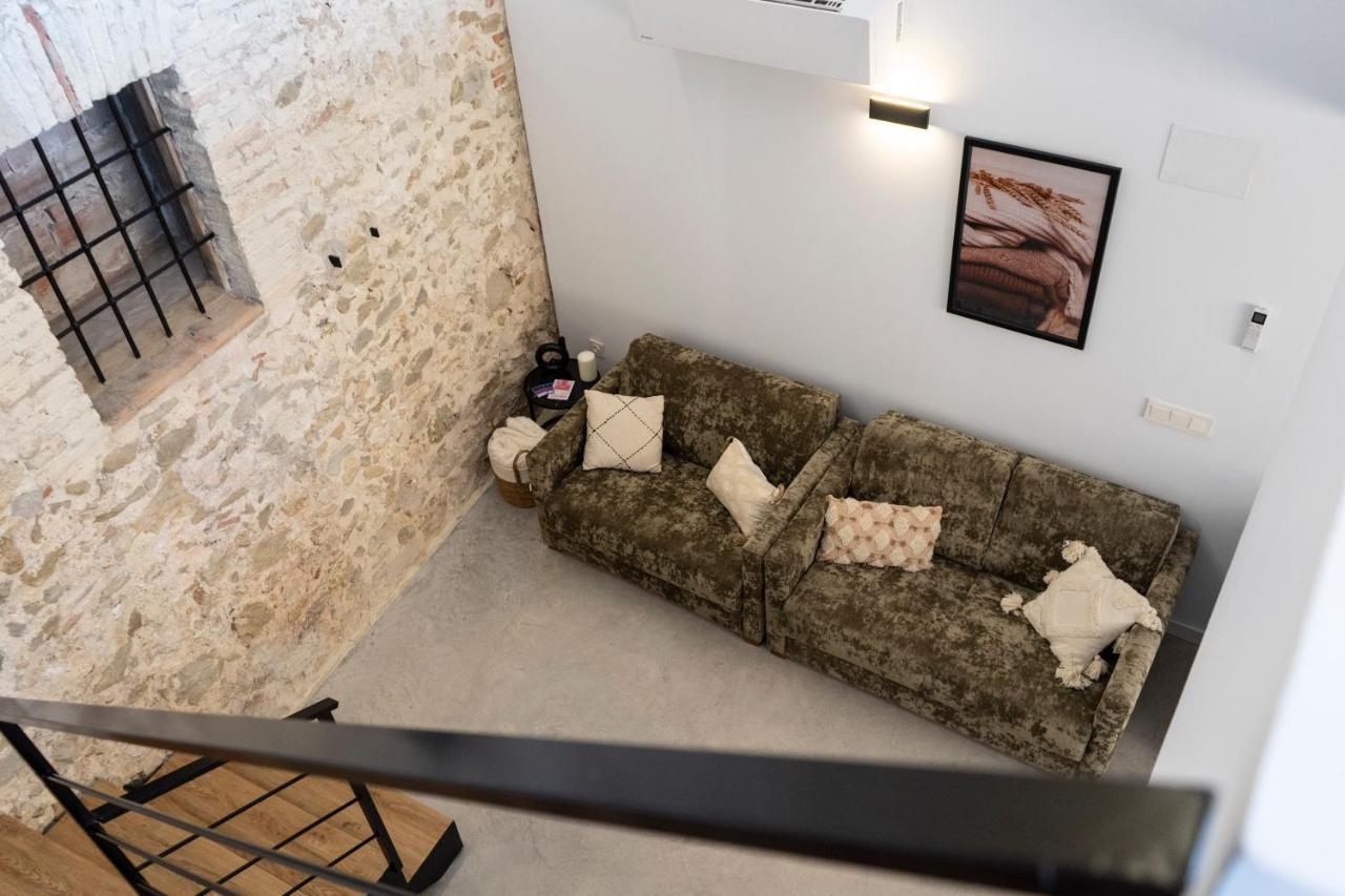 Apartamentos Bocairenthomes, En Pleno Centro De Bocairent, Con Pequena Piscina Y Parking Privado エクステリア 写真