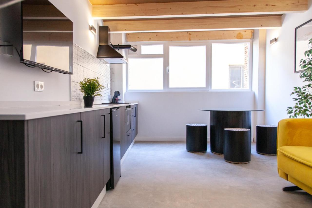 Apartamentos Bocairenthomes, En Pleno Centro De Bocairent, Con Pequena Piscina Y Parking Privado エクステリア 写真