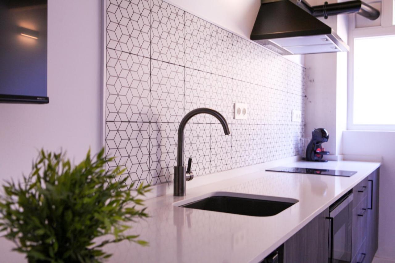 Apartamentos Bocairenthomes, En Pleno Centro De Bocairent, Con Pequena Piscina Y Parking Privado エクステリア 写真