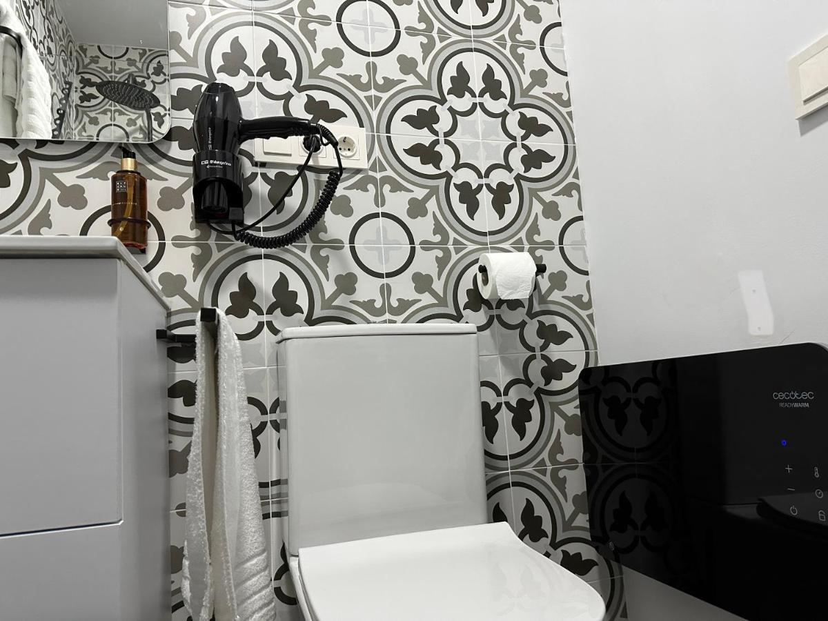 Apartamentos Bocairenthomes, En Pleno Centro De Bocairent, Con Pequena Piscina Y Parking Privado エクステリア 写真