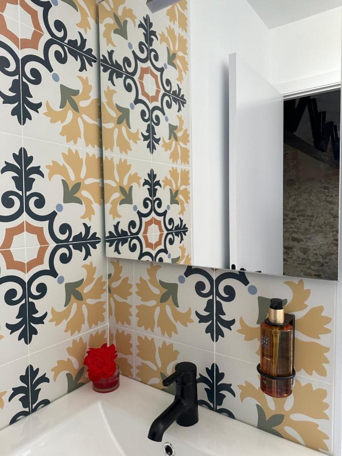 Apartamentos Bocairenthomes, En Pleno Centro De Bocairent, Con Pequena Piscina Y Parking Privado エクステリア 写真